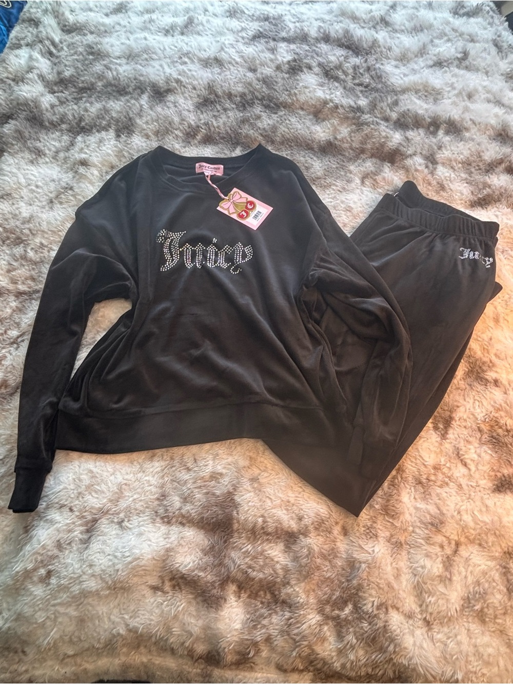 NWT Juicy Couture Black Velour lounge Set with Rhinestone Logo - Picture 5 of 5